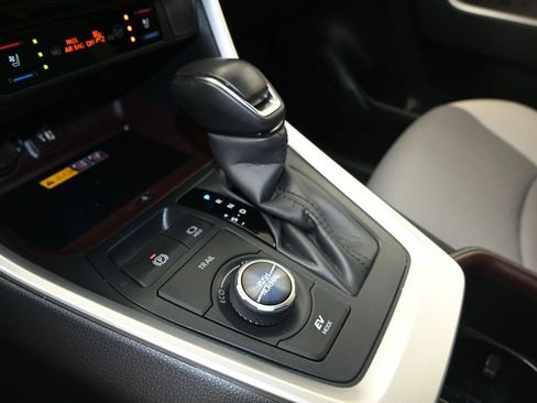 Used 2025 Toyota RAV4 Limited w/ Advanced Technology Package AWD/4WD image 26