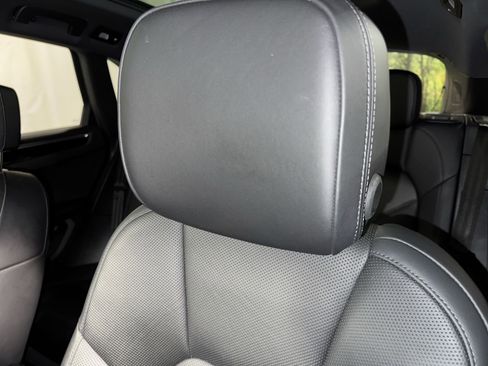 Used 2019 Porsche Macan image 20