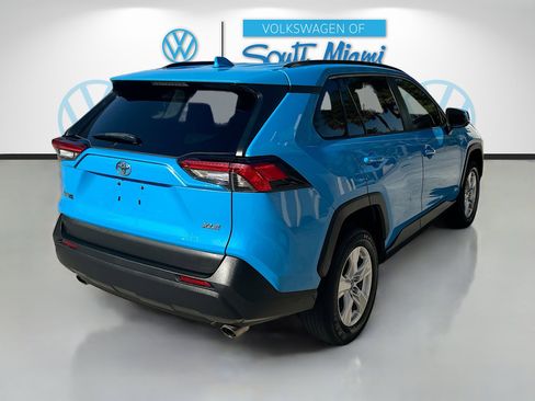 Used 2020 Toyota RAV4 XLE image 7