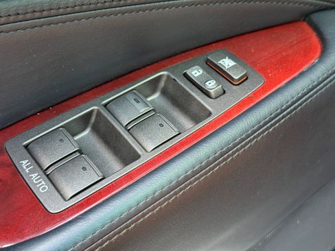 Used 2007 Lexus LS 460 L image 17