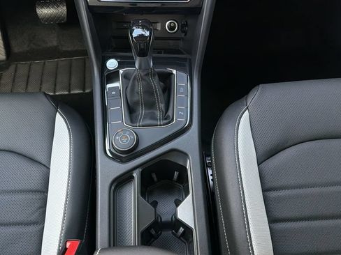 New 2026 Volkswagen Taos SEL AWD/4WD image 18