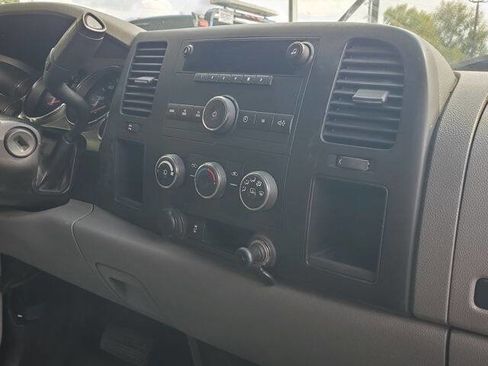 Used 2013 Chevrolet Silverado 3500 W/T RWD image 37