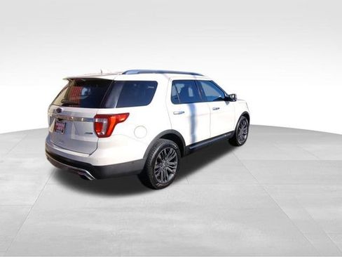 Used 2016 Ford Explorer Platinum image 5
