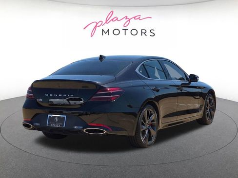 Used 2022 Genesis G70 3.3T RWD image 5