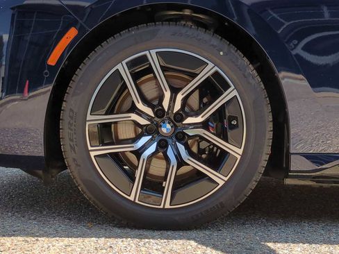 New 2026 BMW i7 xDrive60 image 14
