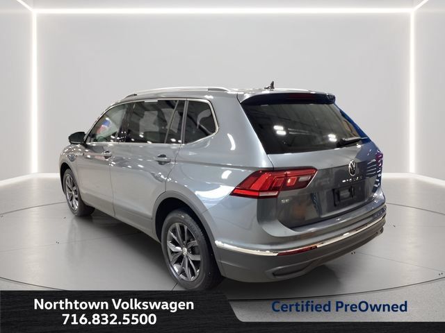 Certified 2023 Volkswagen Tiguan SE FWD image 3