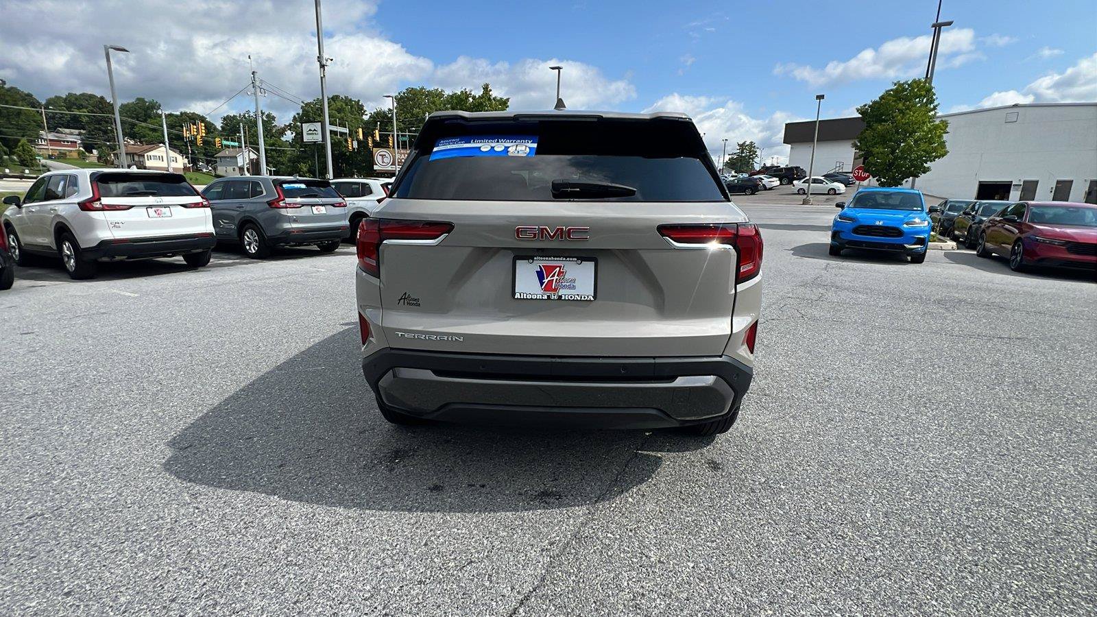 Used 2025 GMC Terrain Elevation AWD/4WD image 5