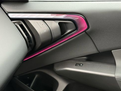 Used 2025 BMW X3 xDrive30i w/ Premium Package image 32