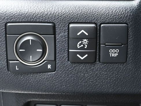Used 2020 Lexus GX 460 Premium AWD/4WD image 15
