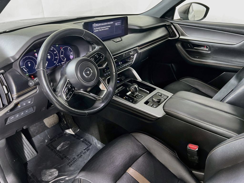 Used 2024 MAZDA CX-90 Plug-In Hybrid w/ Premium Plus AWD/4WD image 9