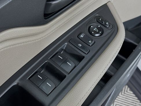 Used 2018 Honda Odyssey EX-L image 16