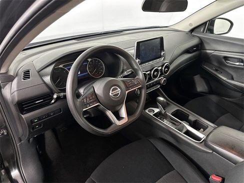 Used 2023 Nissan Sentra SV image 16