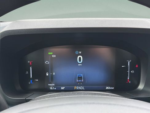 New 2026 Ford Maverick XLT image 16