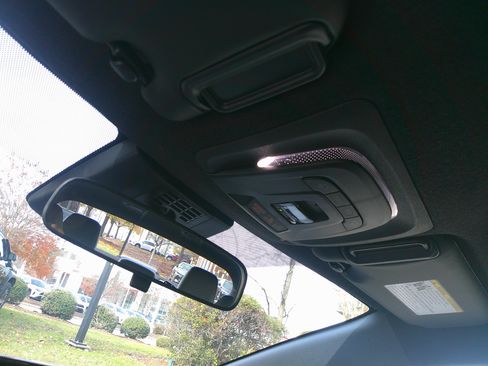 Used 2025 Toyota Corolla FX image 27