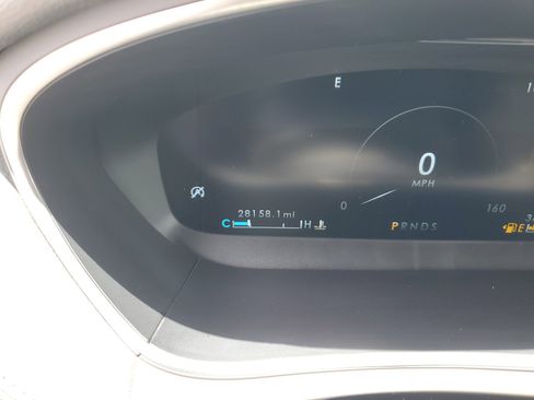 Used 2019 Lincoln Nautilus Select image 22