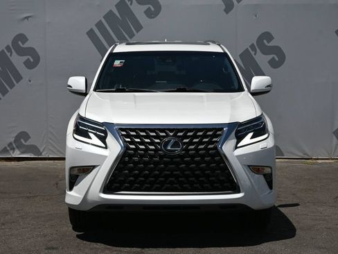 Used 2022 Lexus GX 460 Premium w/ Premium Package AWD/4WD image 2