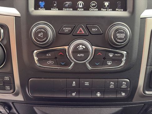 Used 2017 RAM 1500 Big Horn AWD/4WD image 15