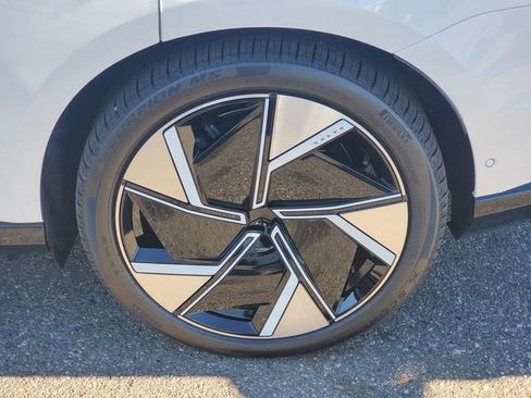 New 2025 Volvo EX90 Ultra w/ Protection Package Premier AWD/4WD image 7