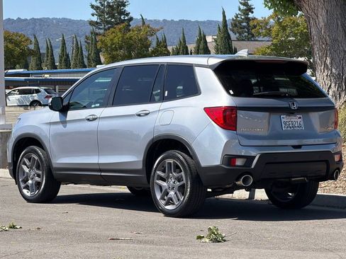 Used 2023 Honda Passport EX-L image 6