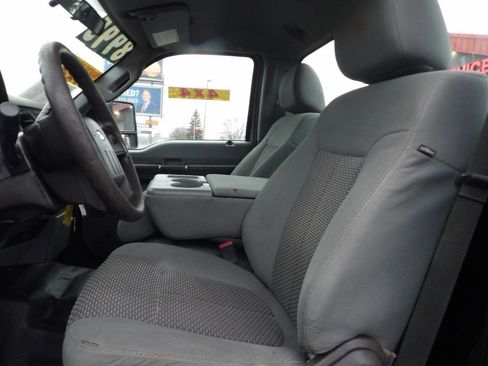 Used 2014 Ford F250 XL w/ Power Equipment Group image 8