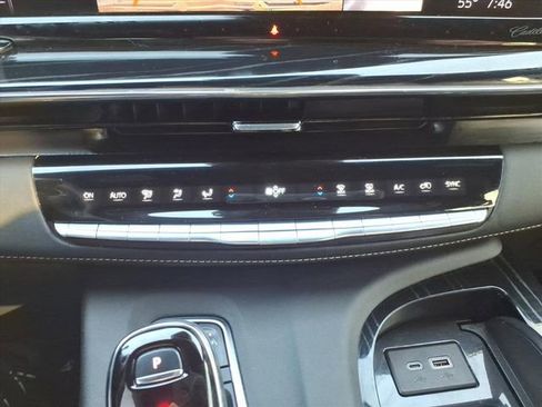 Used 2023 Cadillac Escalade ESV Sport w/ LPO, ONYX Package image 32