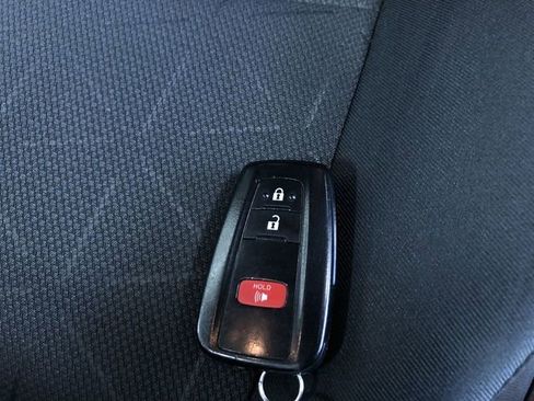 Certified 2021 Toyota RAV4 XLE image 33