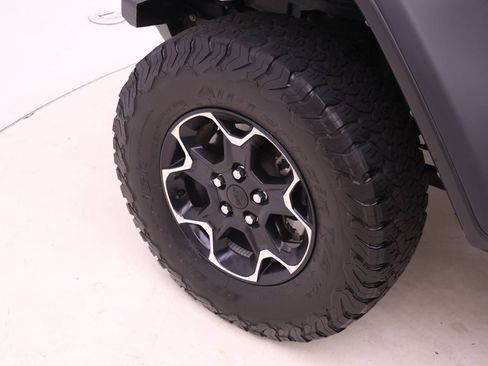 Used 2023 Jeep Wrangler Rubicon w/ Safety Group AWD/4WD image 15