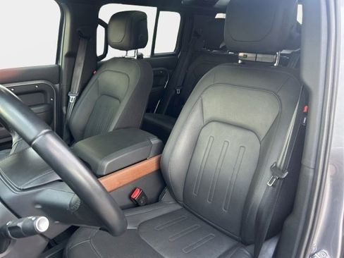 Used 2023 Land Rover Defender 110 X image 25