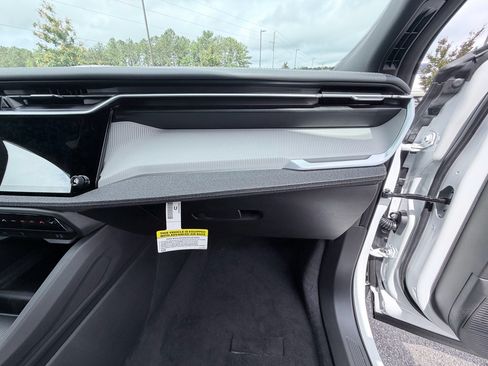 New 2026 Jeep Cherokee Laredo AWD/4WD image 19