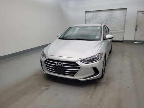 Used 2018 Hyundai Elantra SEL FWD image 15