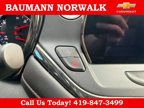 Used 2023 Chevrolet Blazer RS FWD image 37