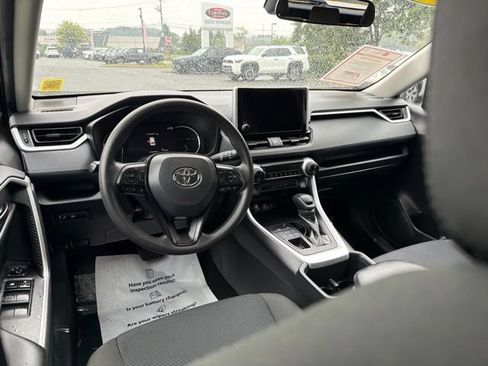 Certified 2024 Toyota RAV4 LE AWD/4WD image 8