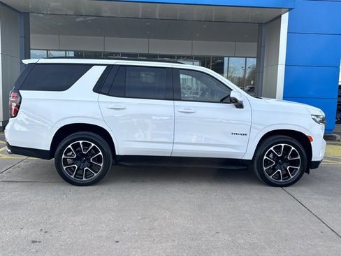 Used 2022 Chevrolet Tahoe RST w/ Sport Performance Package image 2