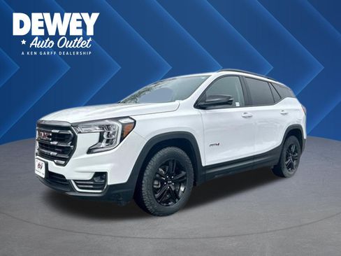 Used 2022 GMC Terrain AT4 AWD/4WD image 1