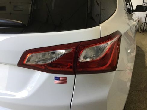 Used 2021 Chevrolet Equinox LT image 18