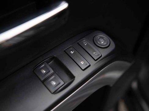 Used 2017 Chevrolet Silverado 1500 LT w/ Snow Plow Prep Package image 11