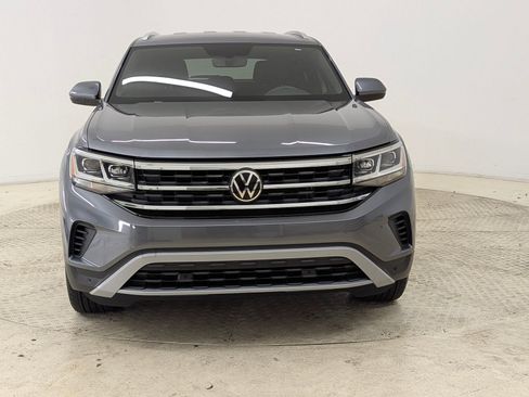 Used 2023 Volkswagen Atlas Cross Sport SE w/ Black Wheel Package image 6