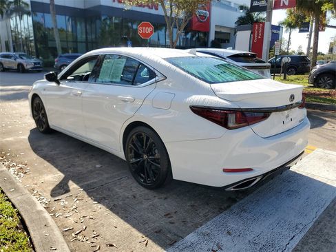 Used 2024 Lexus ES 350 F Sport w/ Accessory Package (Z2) image 4