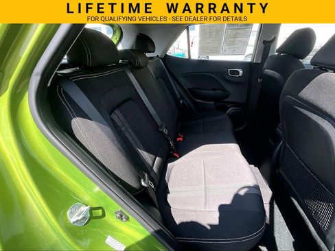 Used 2022 Hyundai Venue SEL w/ Cargo Package FWD image 23