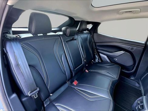 Certified 2022 Ford Mustang Mach-E Premium AWD/4WD image 27