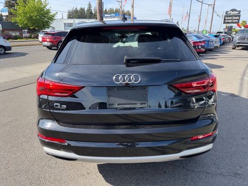 Used 2020 Audi Q3 2.0T Premium AWD/4WD image 5