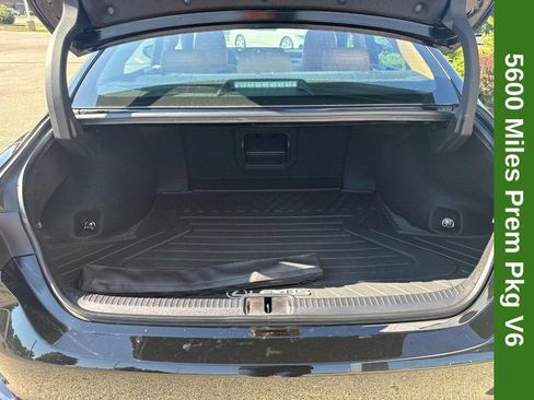 Used 2025 Lexus ES 350 w/ Premium Package FWD image 4