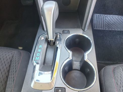 Used 2013 Chevrolet Equinox LS image 33