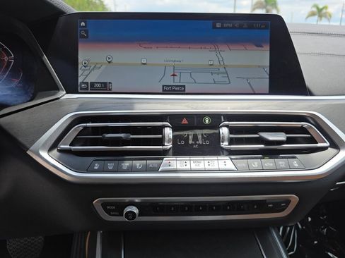 Used 2022 BMW X7 xDrive40i AWD/4WD image 34
