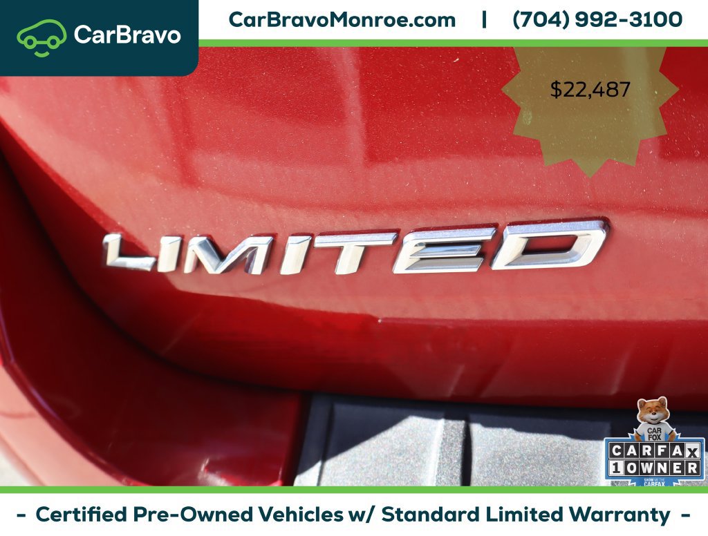 Used 2022 Ford Explorer Limited w/ Equipment Group 301A AWD/4WD image 14