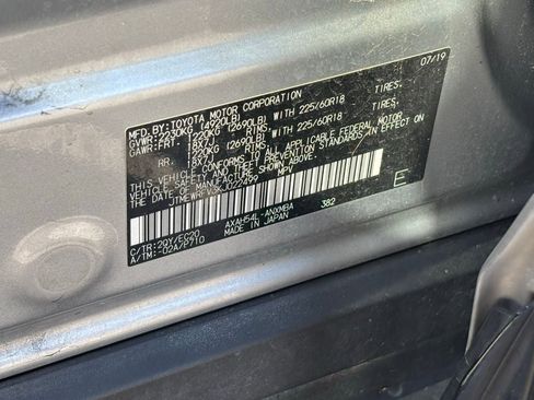 Used 2019 Toyota RAV4 XSE AWD/4WD image 11