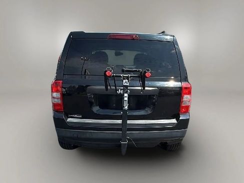 Used 2014 Jeep Patriot Sport image 6