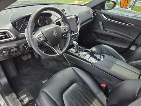 Used 2023 Maserati Ghibli Modena RWD image 23