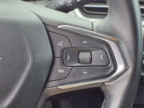 Used 2024 Chevrolet Trax ACTIV w/ Sunroof Package FWD image 16