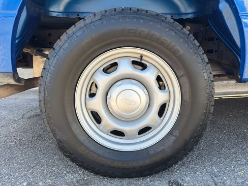Used 2017 Ford F150 XL w/ XL Power Equipment Group AWD/4WD image 29